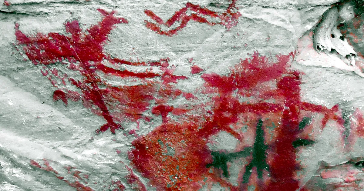 Foto de pinturas rupestres da exposição "Antropoformas".