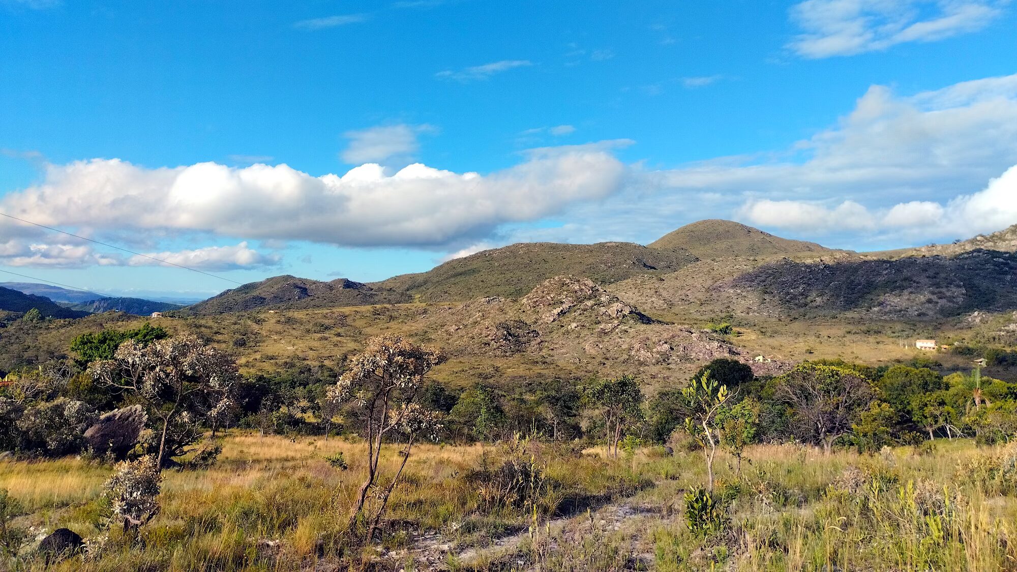 Foto de paisagem na região de Vau da Lagoa, Minas Gerais.